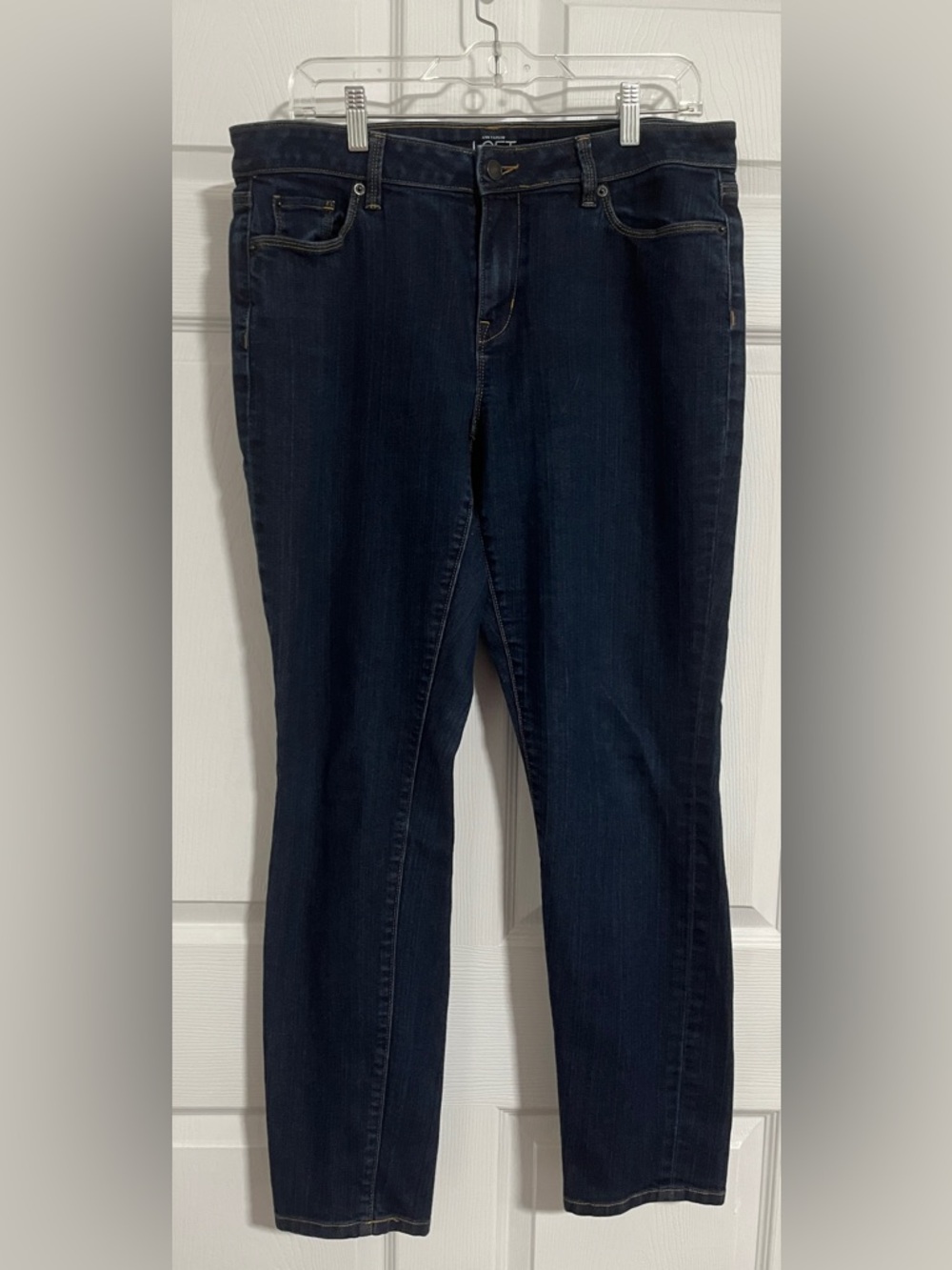Ann Taylor LOFT Women's Blue Dark Wash Skinny Stretch Denim Jeans
Solid 5-Pocket